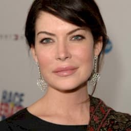 Lara Flynn Boyle