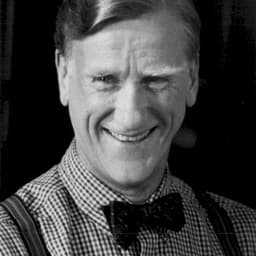 Donald Moffat