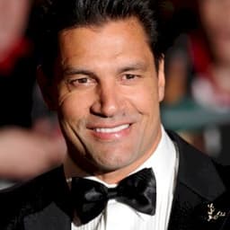 Manu Bennett
