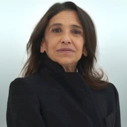 Kathryn Hunter