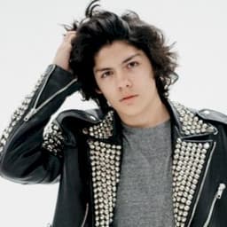 Lucius Hoyos