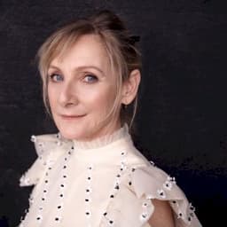 Lesley Sharp