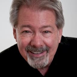 Tom Lowell