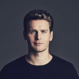 Jonathan Groff