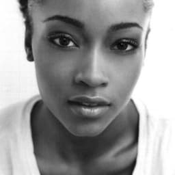 Yaya DaCosta