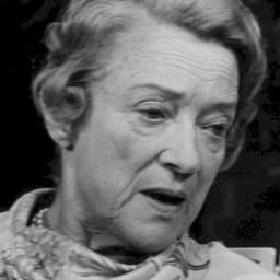 Peggy Wood